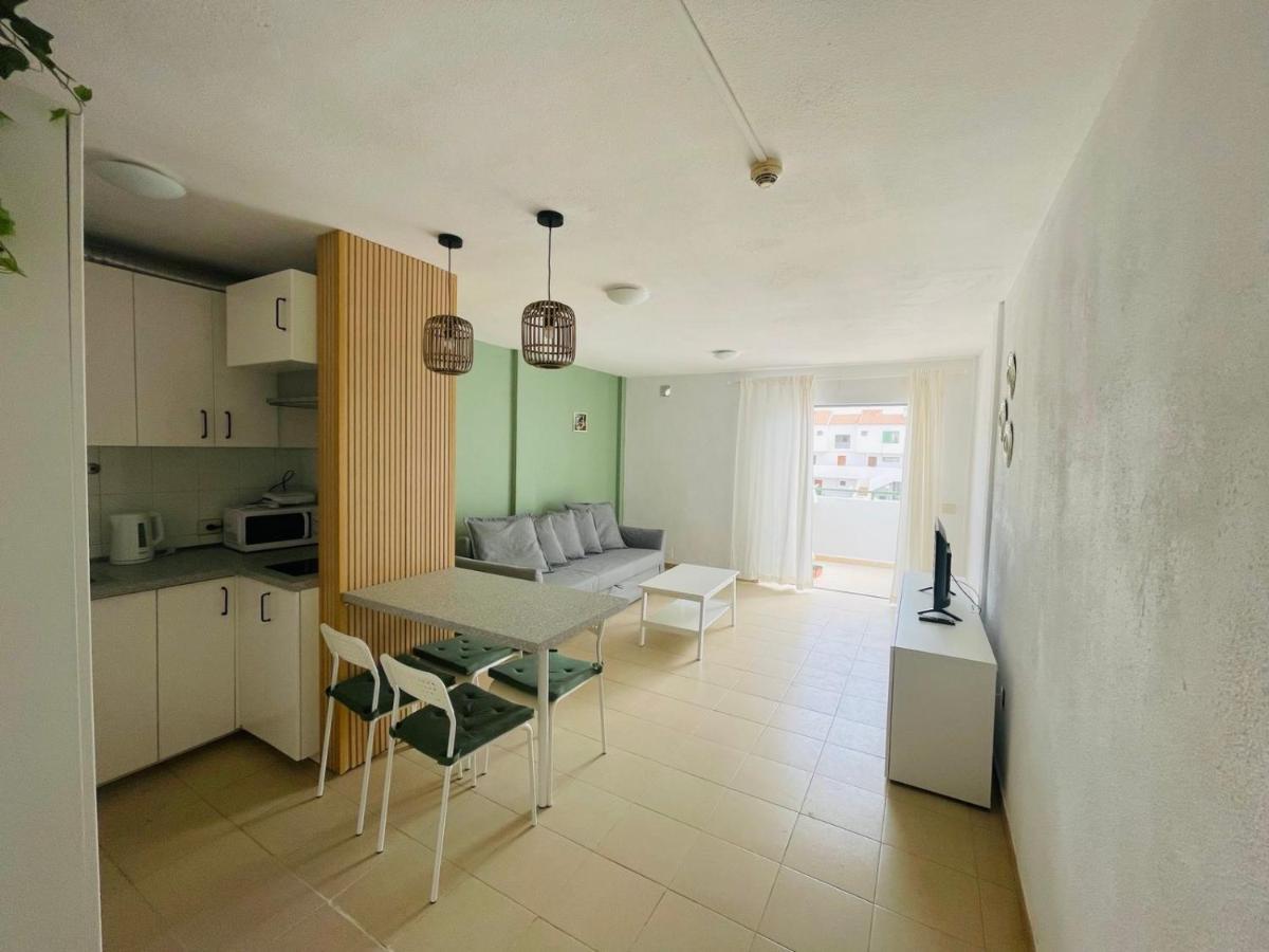 Alondras Park Mialsoma Apartment Arona  Kültér fotó